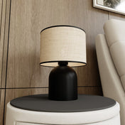 Lampada da tavolo in acciaio e rattan nero Elira